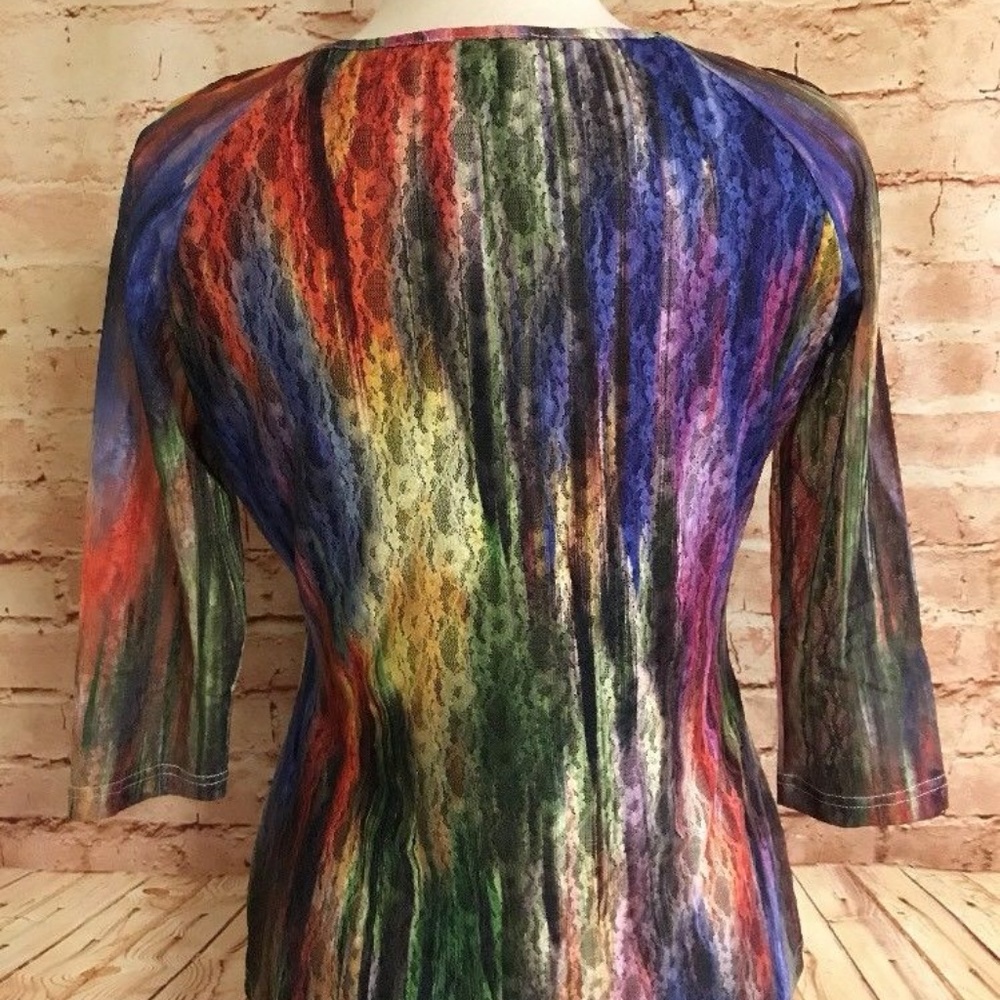 ❤️SALE~Simon Chang Rainbow Lace 3/4 Sleeve Top - Picture 2 of 6